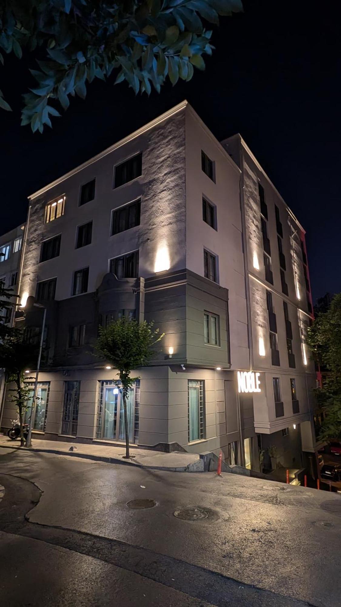 Noble Pangalti Hotel Istanbul Bagian luar foto
