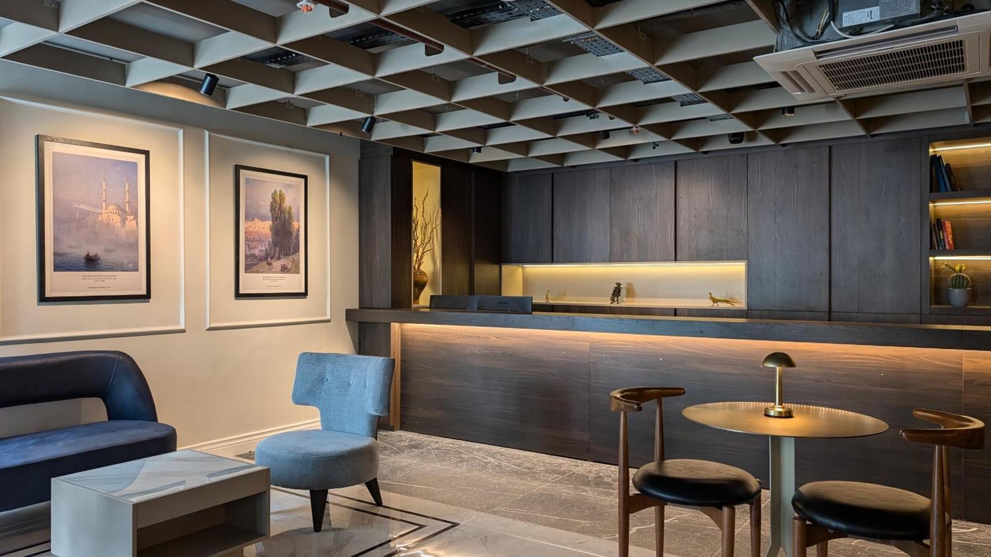 Noble Pangalti Hotel Istanbul Bagian luar foto